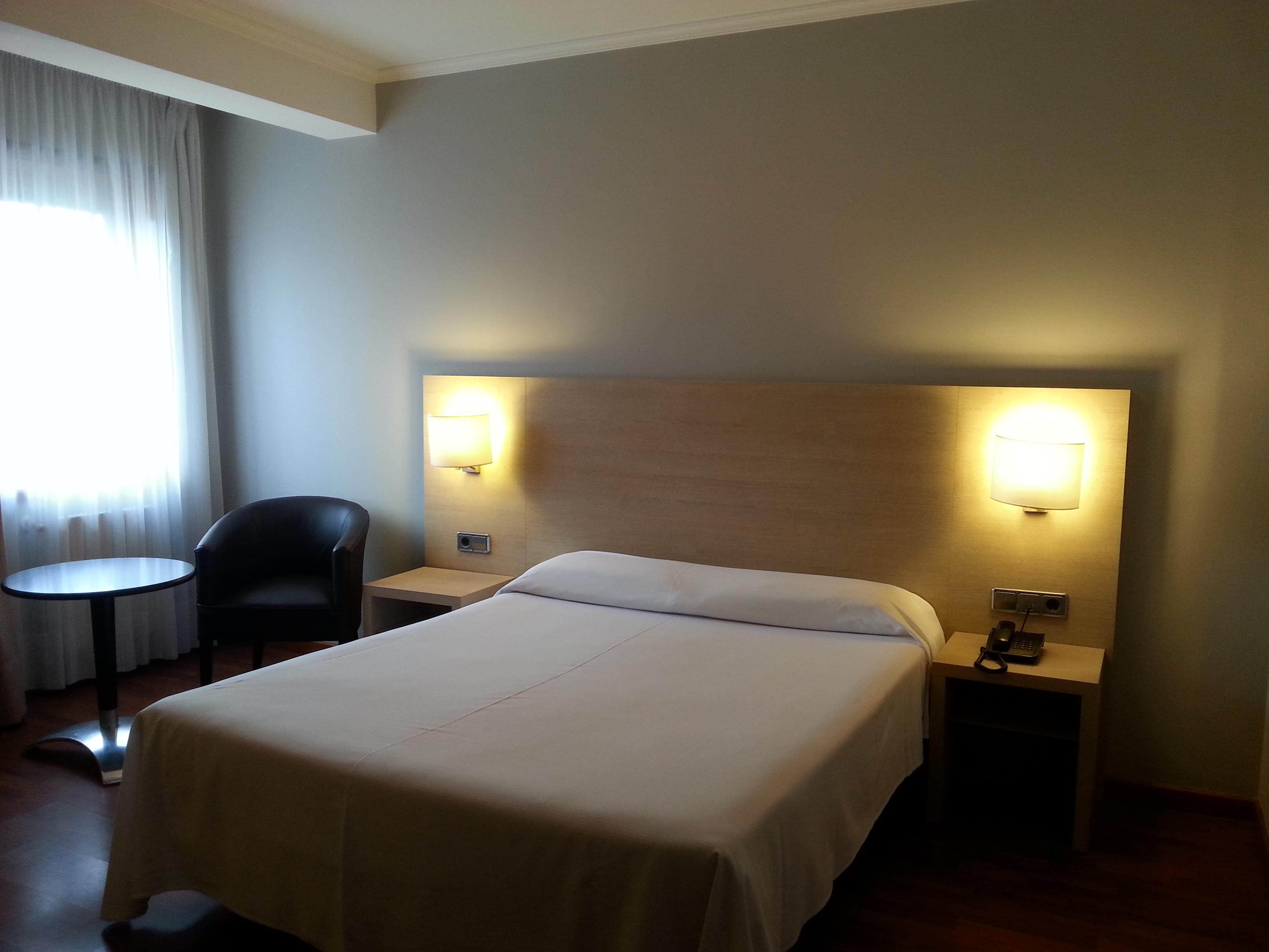 Hotel Valencia Ferrol Buitenkant foto