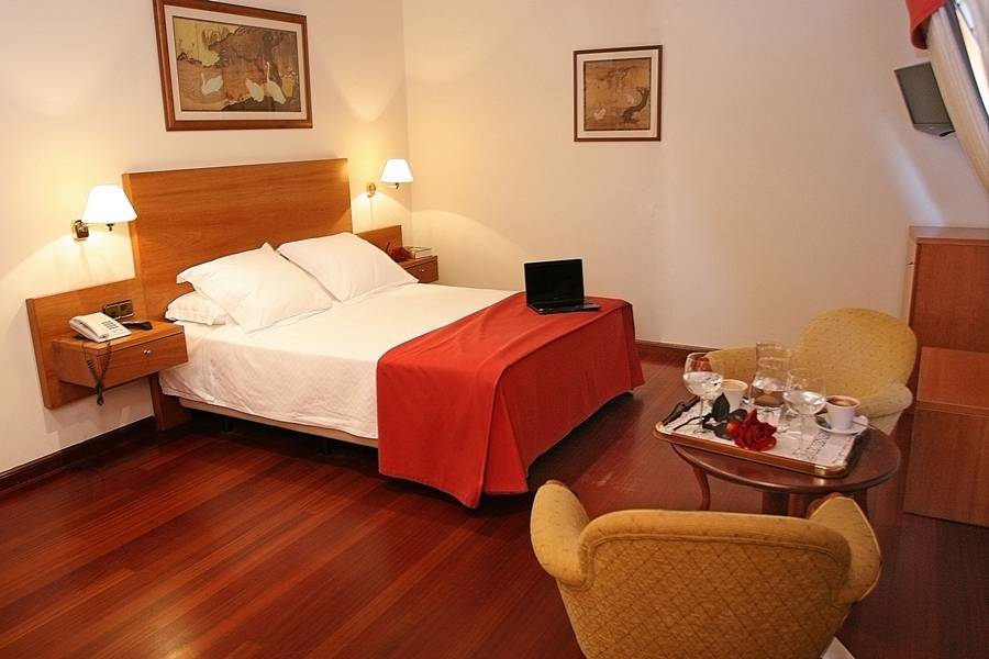Hotel Valencia Ferrol Buitenkant foto